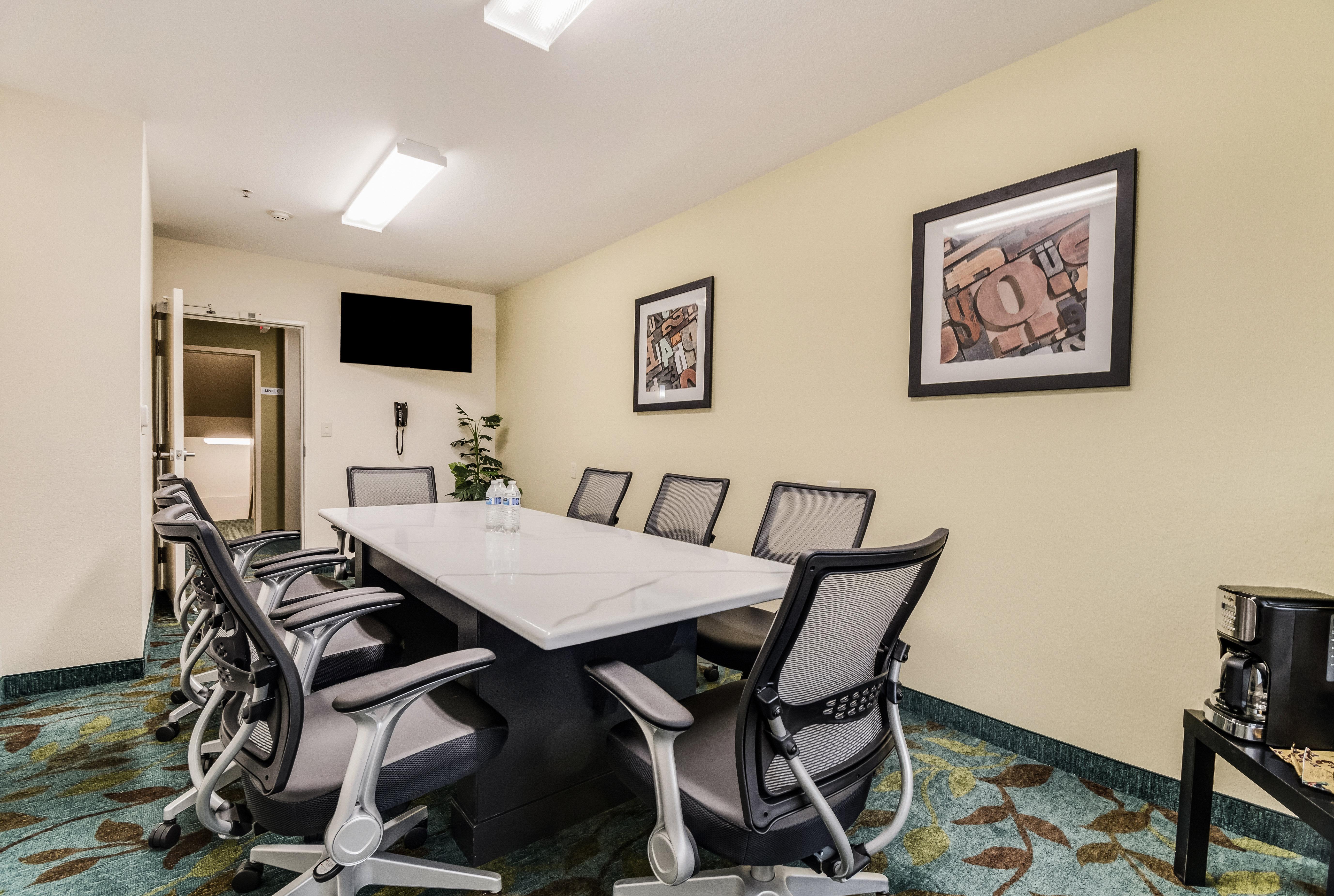 Candlewood Airport By Ihg Hotel Portland