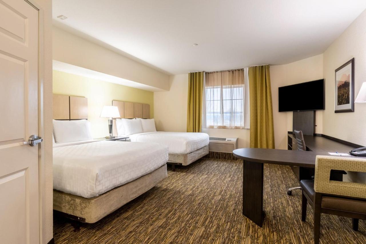 Hotel Candlewood Airport By Ihg