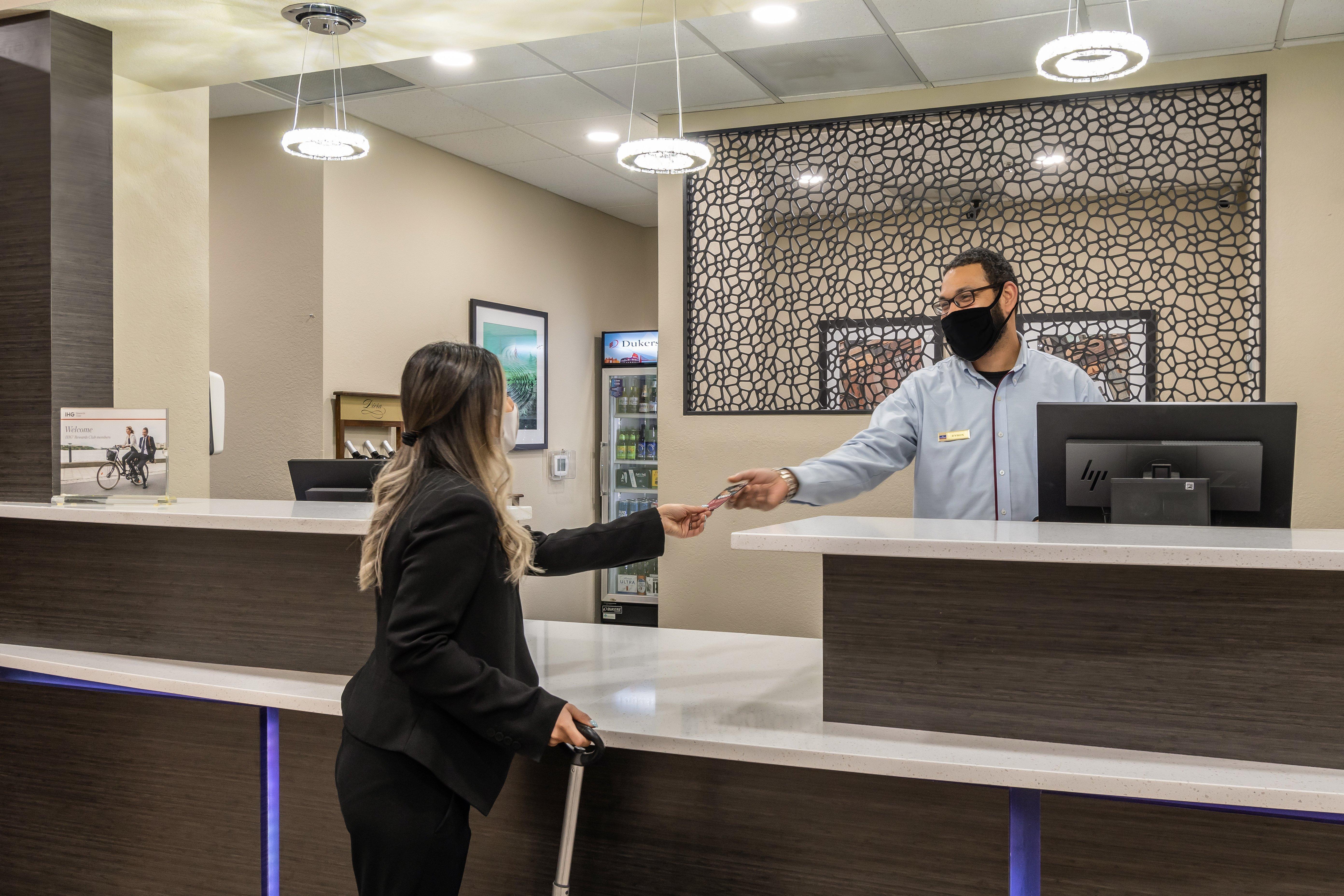 Hotel Candlewood Airport By Ihg Portland