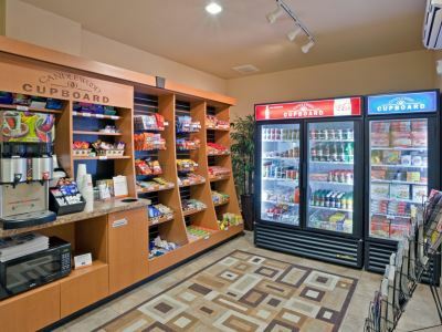 Hotel Candlewood Airport By Ihg